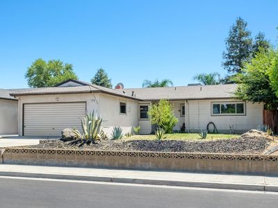 1488 Alamos Ave, Clovis, CA, 93611