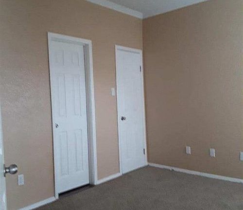 4th image of 12166 Metric Blvd APT 226