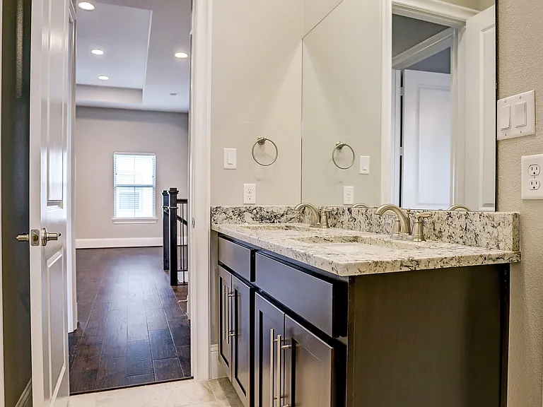 4851 Benning Dr — Photo 26