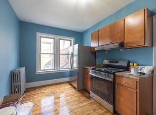 4212 N Bernard St, Chicago, IL 60618