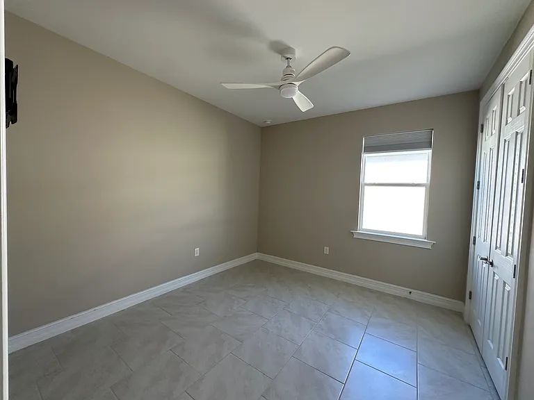 440 Coral Reef Pl — Photo 13