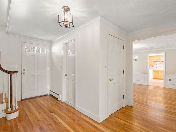 3rd image of 59 Russett Hill Rd