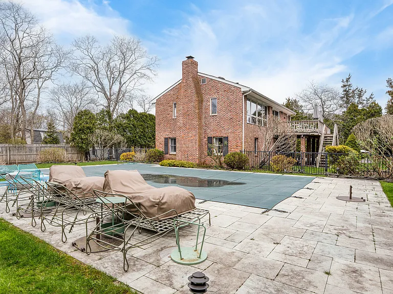 52 Shinnecock Rd #A — Photo 42