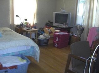 5330 N 57th St, Milwaukee, WI 53218