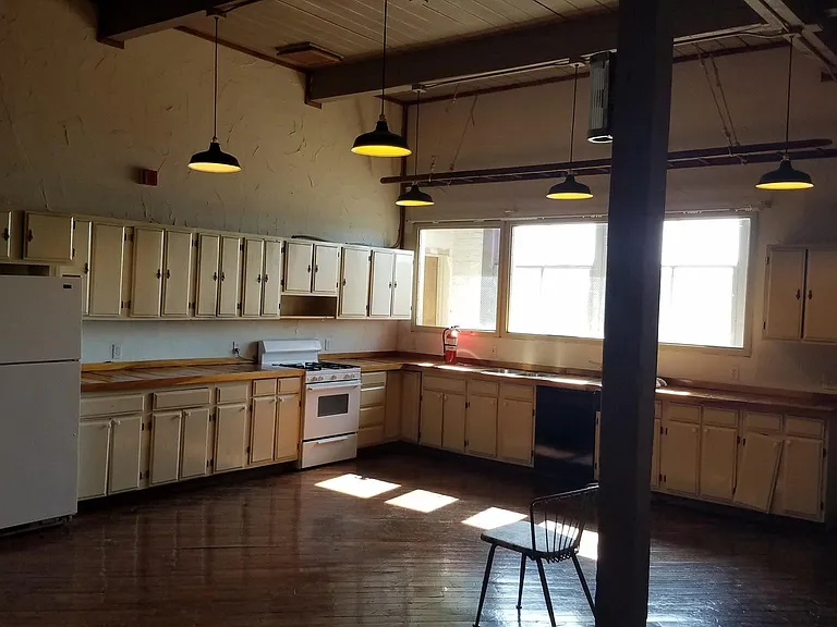 304 Union St #G — Photo 3