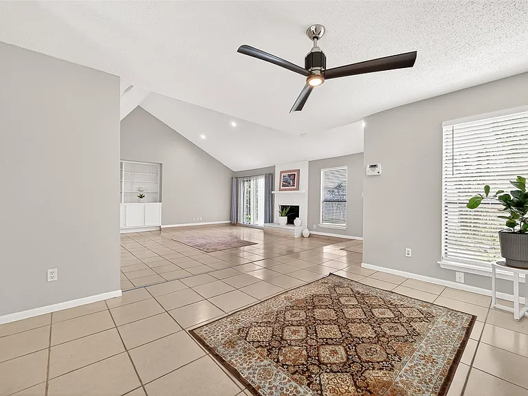 2322 Sunset Trl — Photo 9