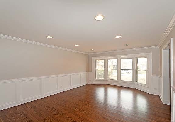 5th image of 2923 Lexington Ln