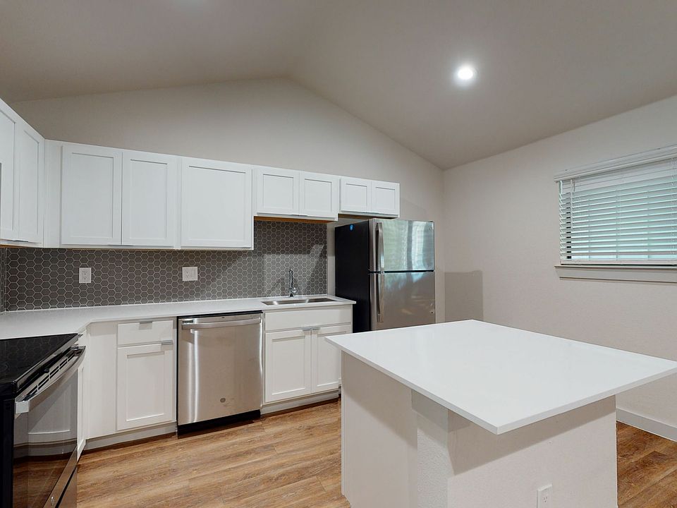1st image of 6263 La Vista Dr #13752807
