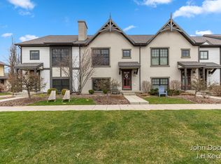 2226 New Town Dr NE, Grand Rapids, MI 49525