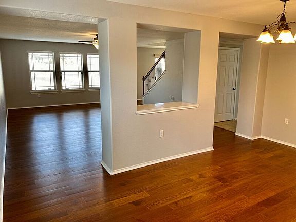 5th image of 13100 Spiers Way