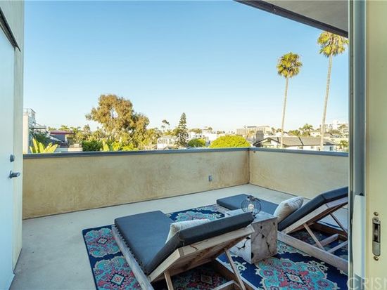 2420 Grand Canal, Venice, CA 90291 | Zillow