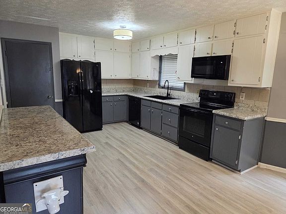 4th image of 1357 Monfort Rd
