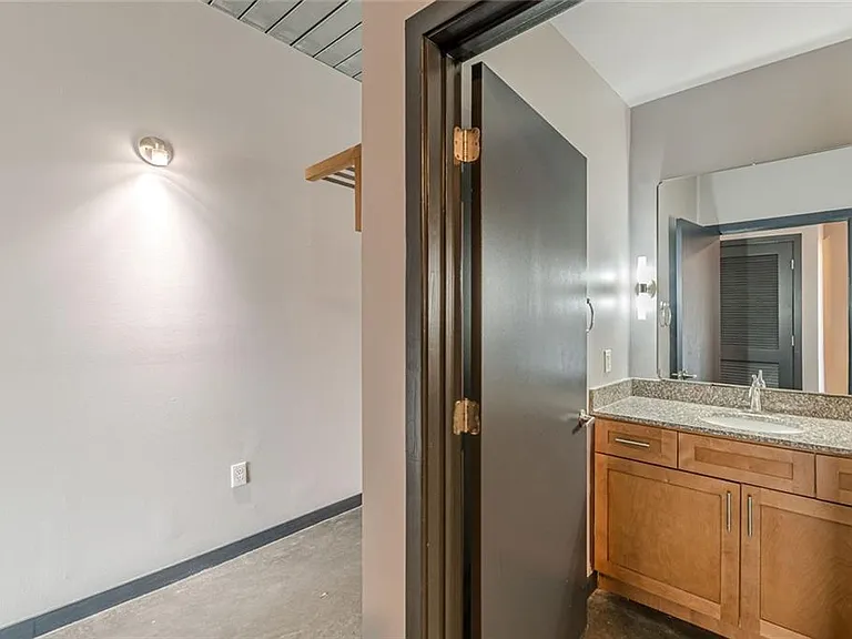 620 Glen Iris Dr NE #501 — Photo 33