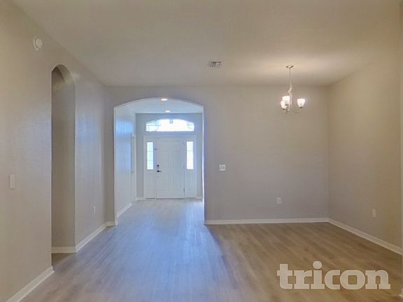 5th image of 6715 Castle Green Pl