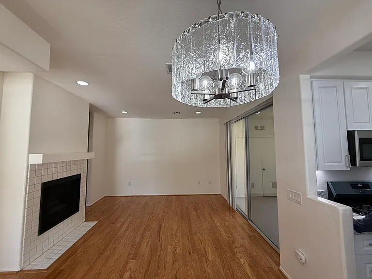 Dining area chandelier.