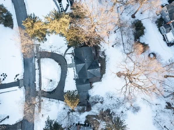 15 Squirrel Run, Morristown, NJ 07960