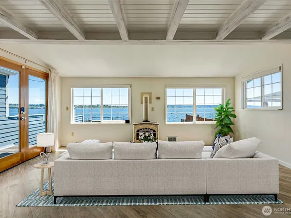 130 Priest Point Drive NE, Tulalip, WA 98271