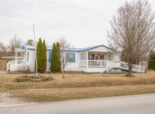 104 Becton Rd, Havelock, NC 28532