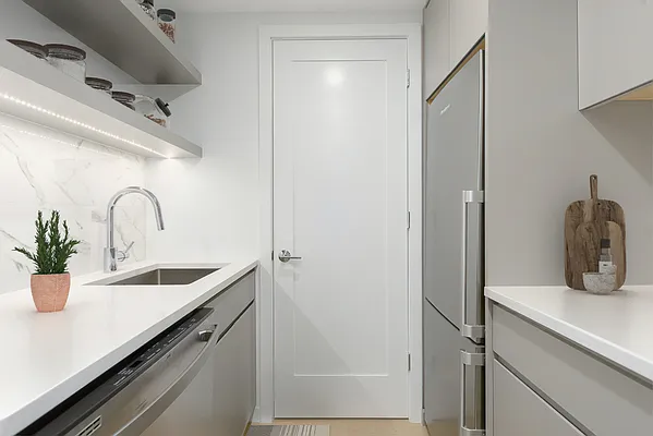 Rented by A&E Real Estate Management | media 9