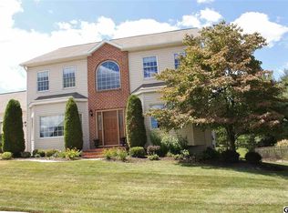 5146 S Deerfield Ave, Mechanicsburg, PA