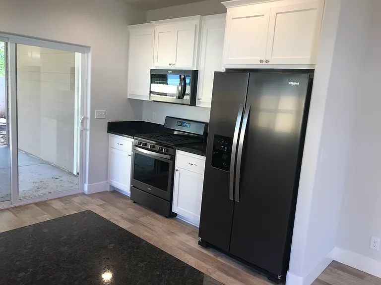12 Celtic Ct — Photo 5
