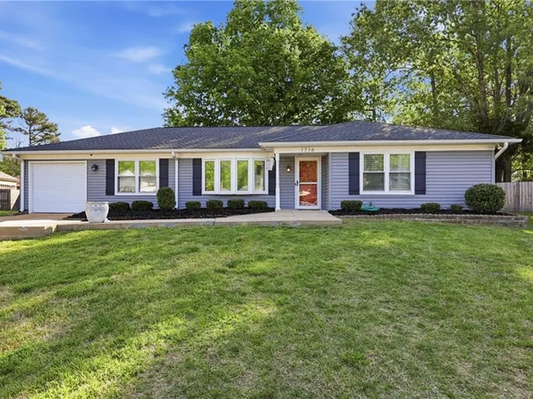 1716 Caroga Ct, Virginia Beach, VA 23453