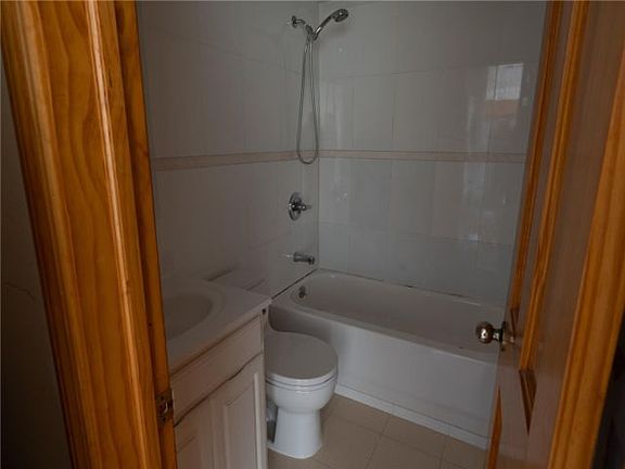 2nd image of 4320 214th Pl APT 3F