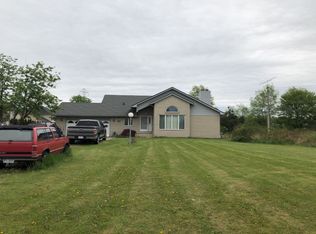 49310 Card Rd, Macomb, MI 48044