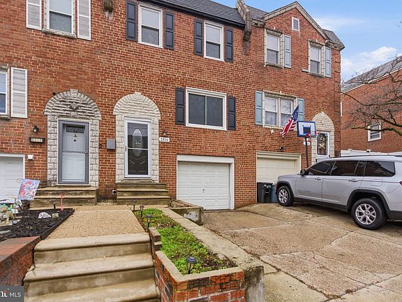 2nd image of 2816 Woodbridge Rd