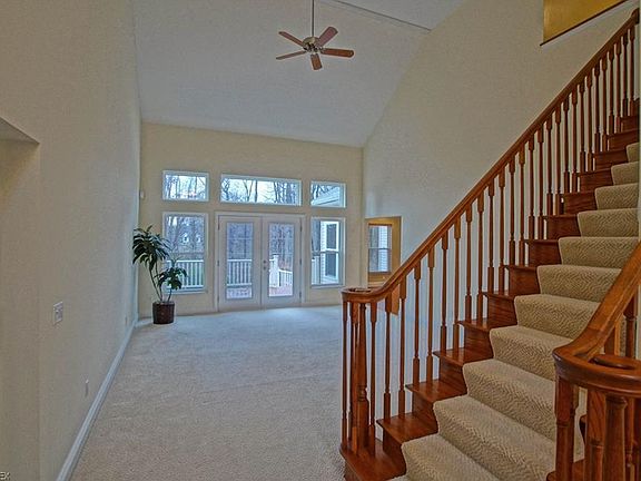 2nd image of 10977 Stonewycke Dr
