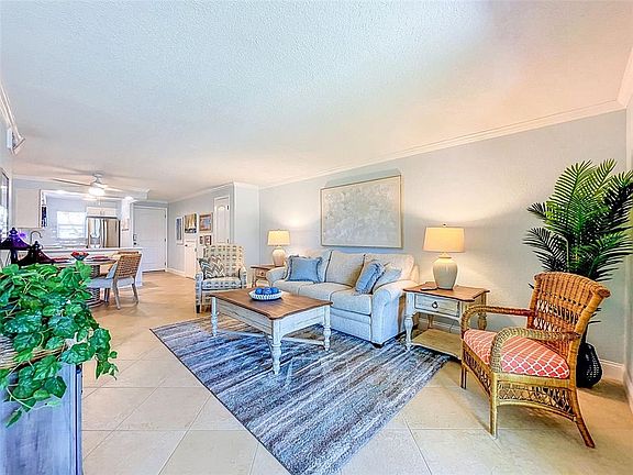 3rd image of 2687 Woodette Dr APT B