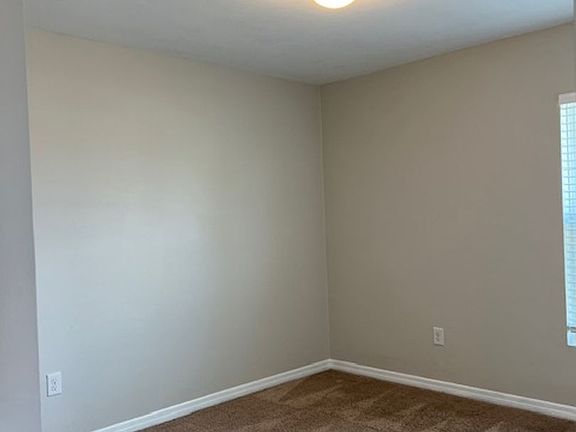 4th image of 1134 NE 39th Ter