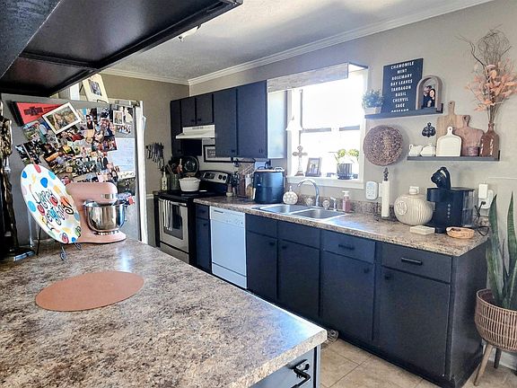 4th image of 1504 Lynnwood Pl