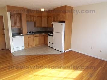 2nd image of 360 Market St #272