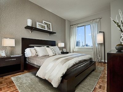 4th image of 560 W 43rd St Frnt 2