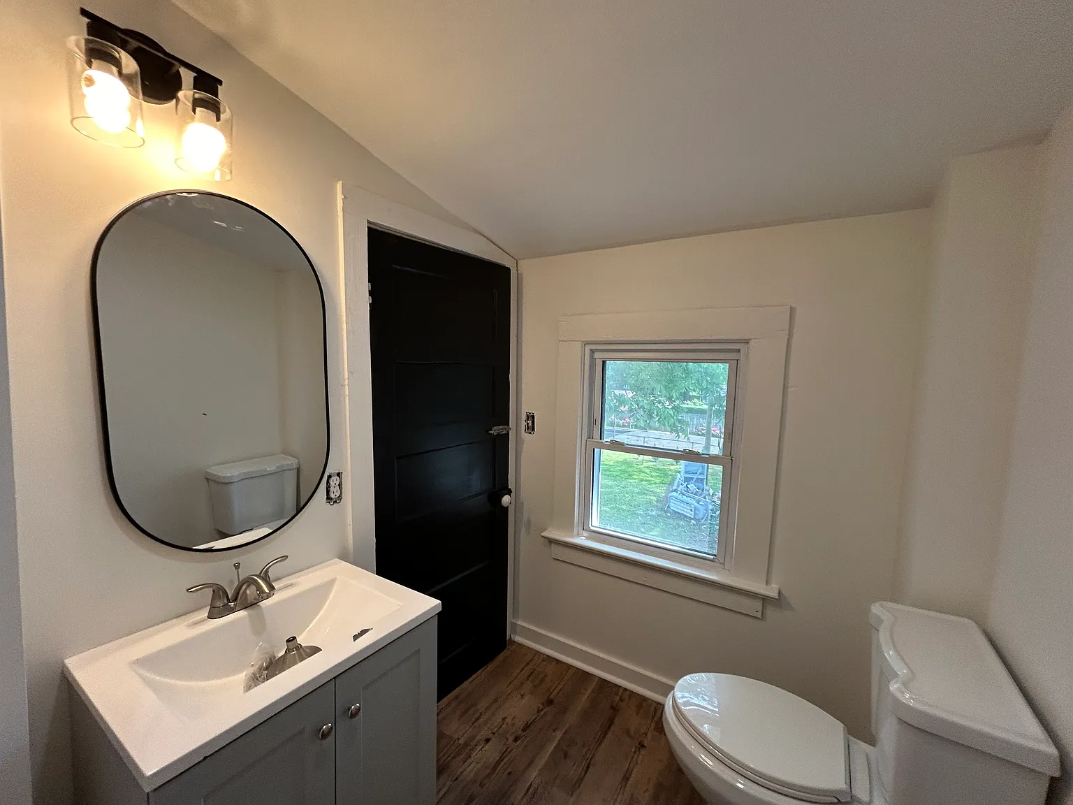 700 N High St — Photo 3