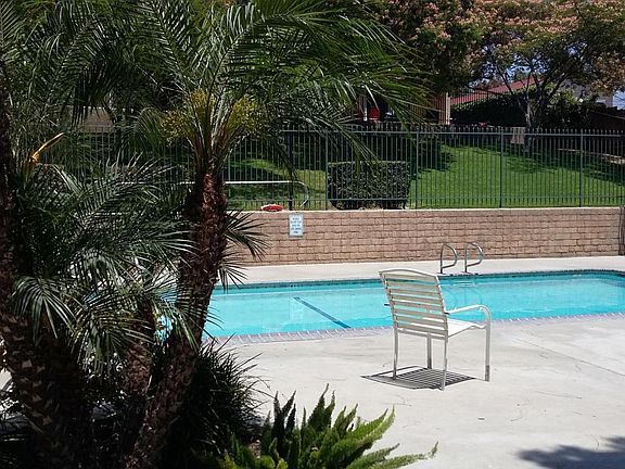 3rd image of 117 Sonoma Ln