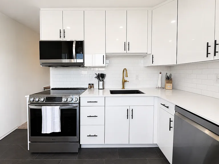3255 Glasgow Ave #420 — Photo 5