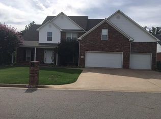 2808 Carrington Pointe Rd, Fort Smith, AR 72903