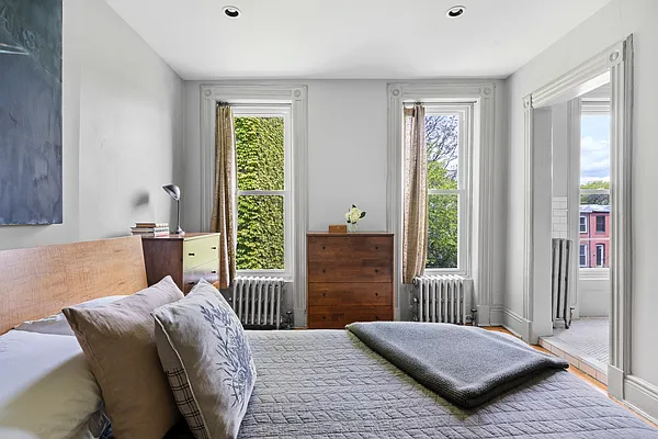 Sold by Corcoran | media 8