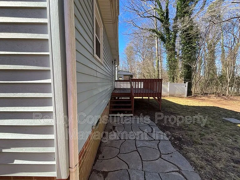 123 Arcaro Dr — Photo 22
