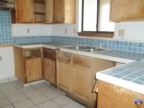 4th image of 17845 Lakespring Ave