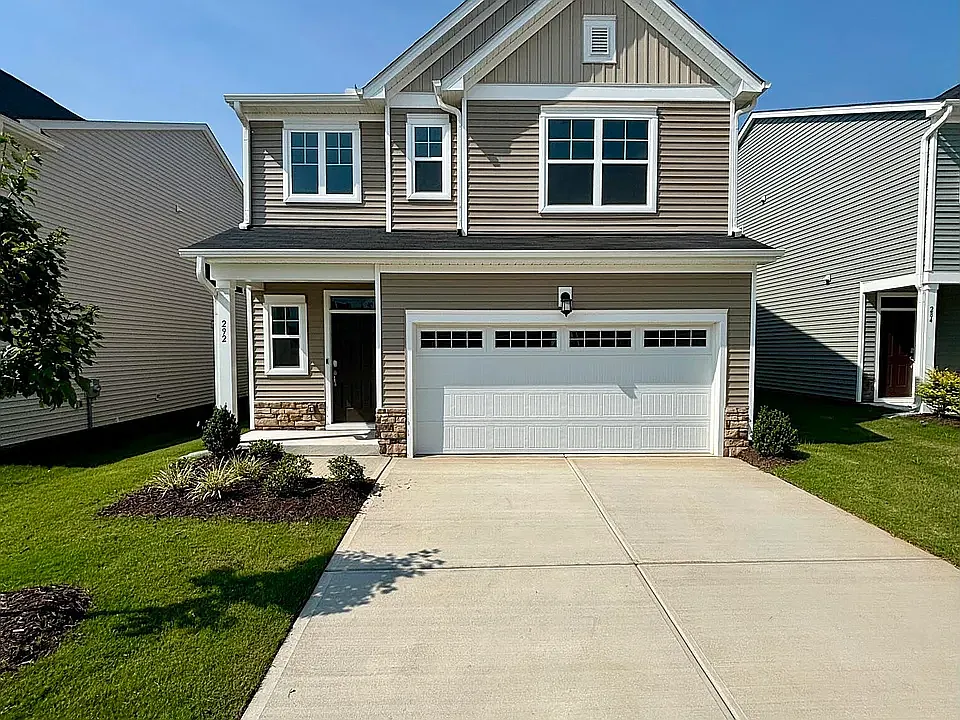 4 bed, 2132 sqft, $2,150 — Photo 1
