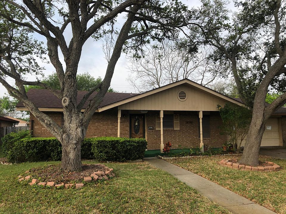 1st image of 3937 Panama Dr