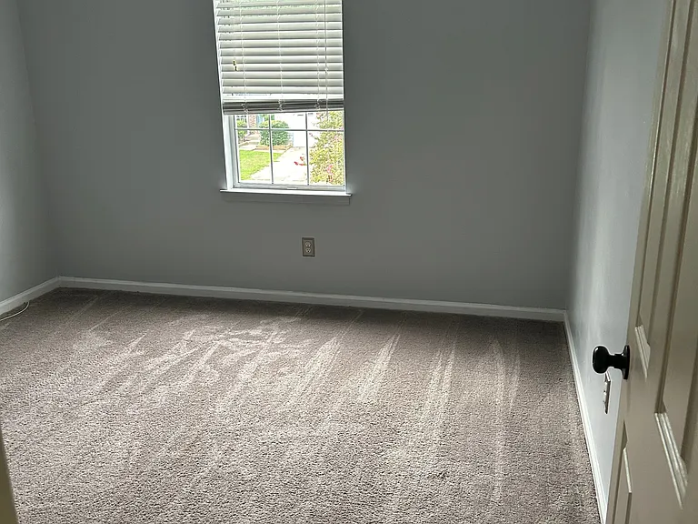 824 Thimbleby Dr — Photo 36