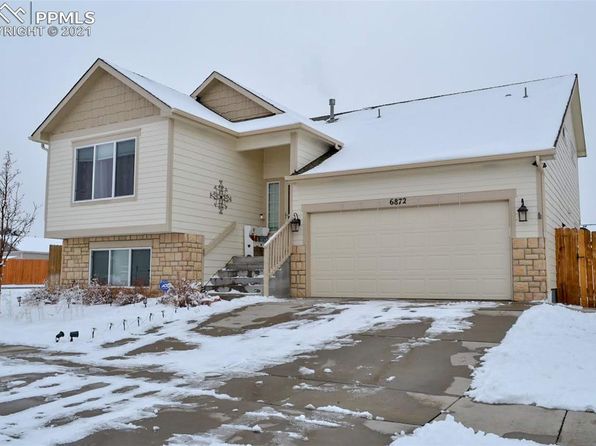 6872 Red Cardinal Loop