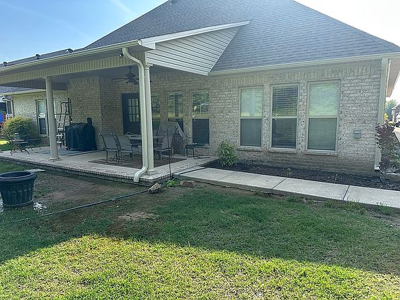 2nd image of 1448 Killough Rd N