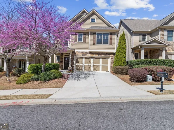 8505 Village School Dr, Cumming, GA 30041