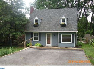 154 Homestead Rd, Wayne, PA 19087