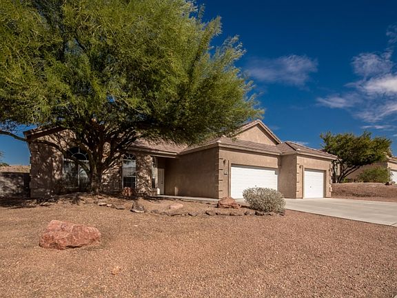 2nd image of 2929 La Paloma Dr